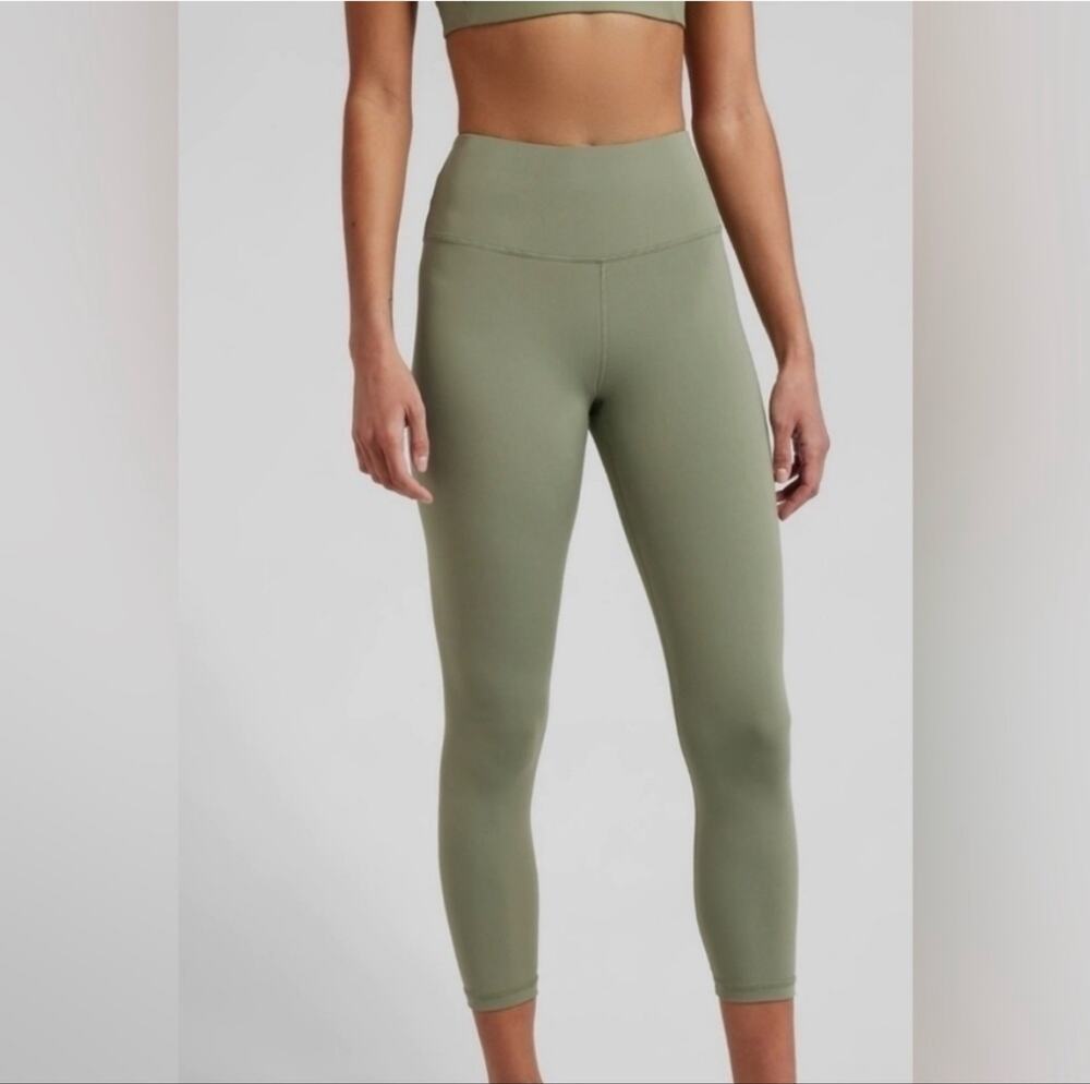 Athleta Elation Train 7/8 Tight Mint Green Size Large/Petite *EUC